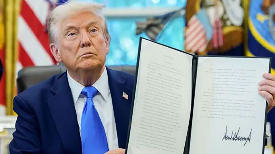 এইচ-ওয়ানবি ভিসা প্রোগ্রামকে ব্যাপকভাবে সংস্কার করতেই ট্রাম্প প্রশাসনের এই উদ্যোগ