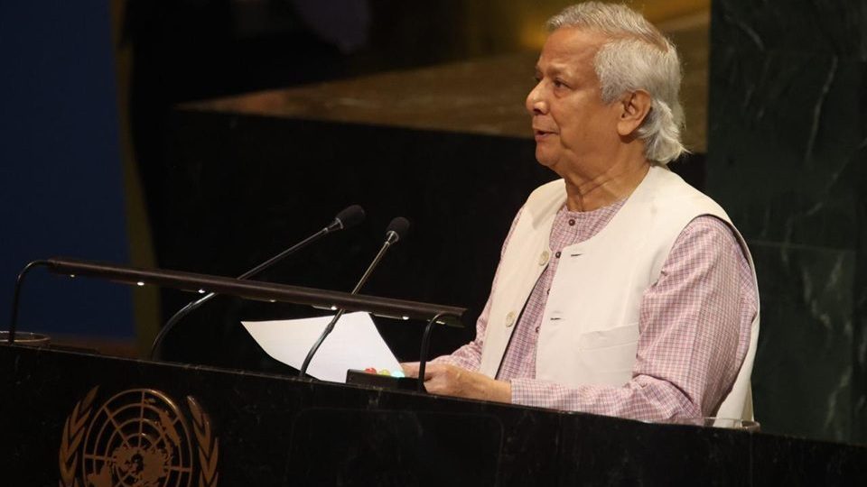 মঙ্গলবার জাতিসংঘ সদরদপ্তরে ‘মিয়ানমারের রোহিঙ্গা মুসলিম ও অন্যান্য সংখ্যালঘুদের পরিস্থিতি’ বিষয়ক উচ্চপর্যায়ের সম্মেলনের উদ্বোধনী অধিবেশনে প্রধান উপদেষ্টা বক্তব্য রাখেন। ছবি : প্রধান উপদেষ্টার প্রেস উইং