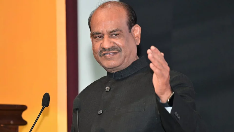 রাজস্থানের কোটা আসন থেকে এবার এমপি নির্বাচিত হন ওম বিড়লা।