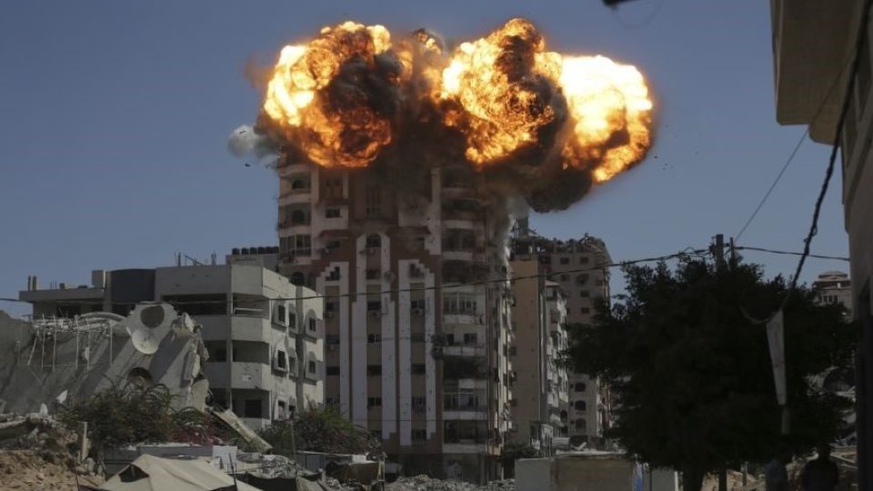 gaza-bomed-170925